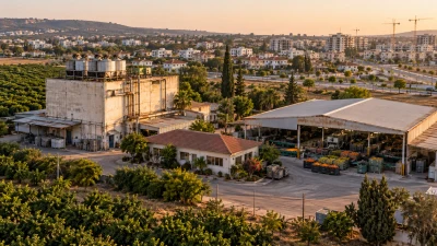 מבני מיון וקירור ותיקים בשטח חקלאי שיועד למבני ציבור