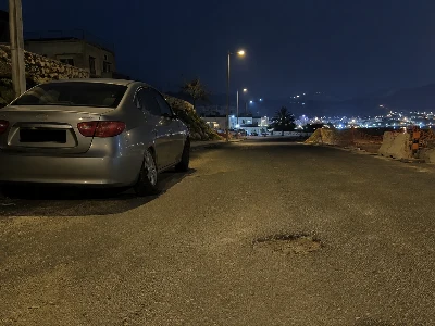 תמונה עבור תביעה על בור בכביש נדחתה: הרכב היה רשום על שם האח