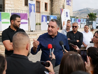 תמונה עבור שלושה יריבים פוליטיים חויבו ב-45 אלף שקל על שישה פרסומי לשון הרע