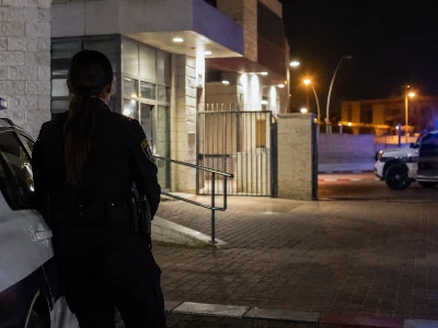 תמונה עבור שוטרת שנפגעה בפיגוע תקבל מהרשות הפלסטינית 6,469,370 שקל