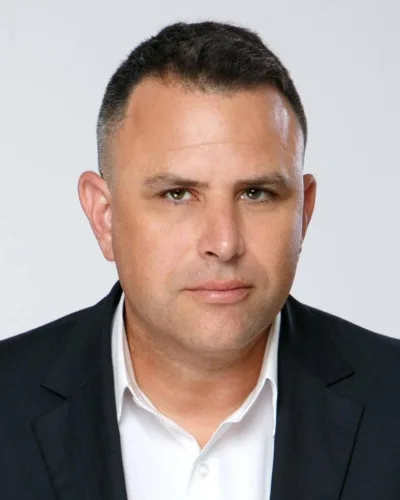 תמונה של אלון דוידוב