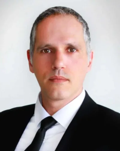 תמונה של עוז צמח